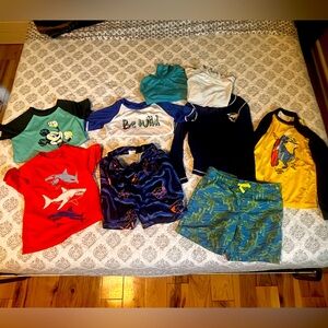 Kids Graphic T-Shirts and Swim Shorts Set boys